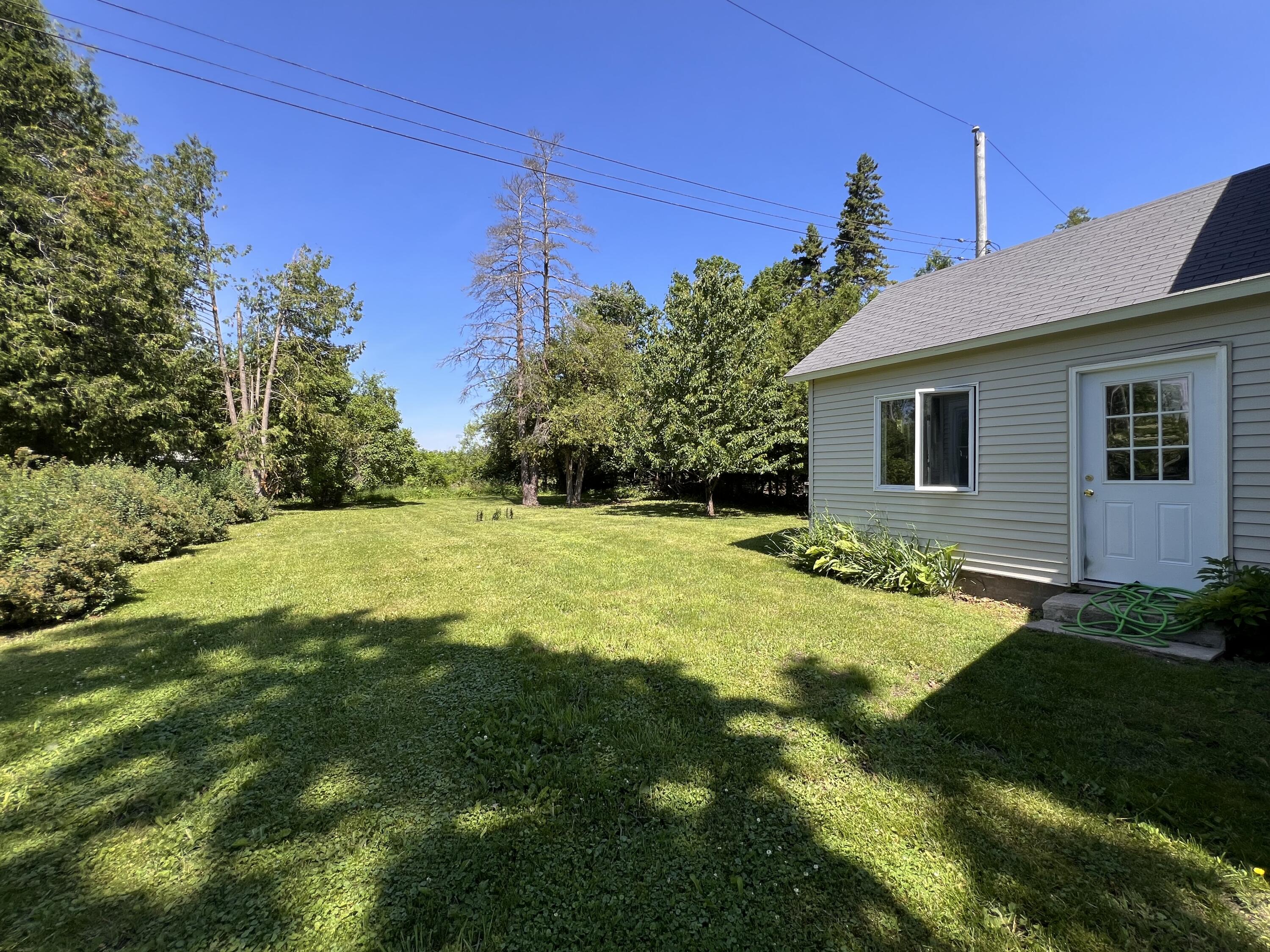 Cheboygan, Michigan 49721, United States, 4 Bedrooms Bedrooms, ,2 BathroomsBathrooms,Residential,Contingent,166210