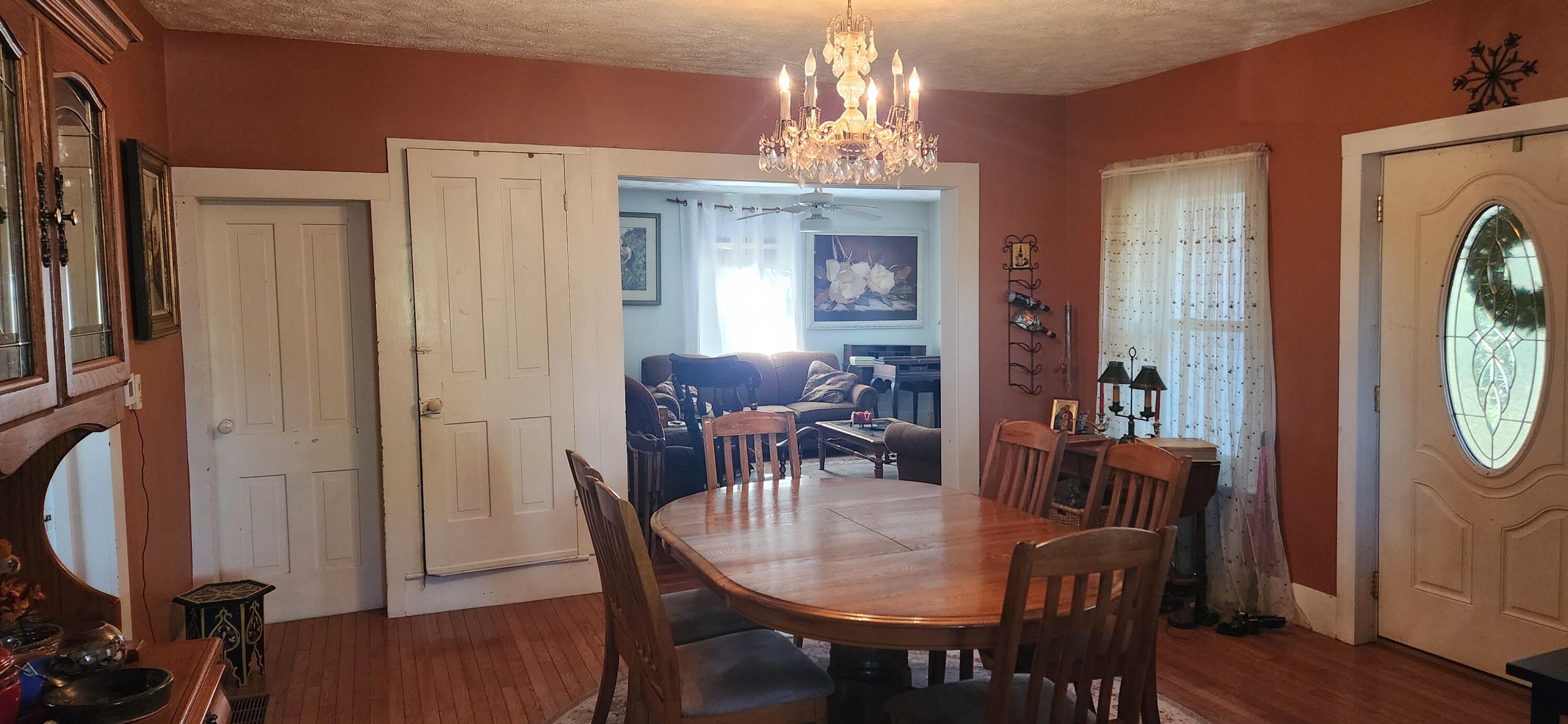 4789 dining