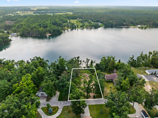 2217 W DIXON LAKE DR, GAYLORD, MI 49735 - Image c7fc9cbcf61c593b475073bd80bd0380/4049836131