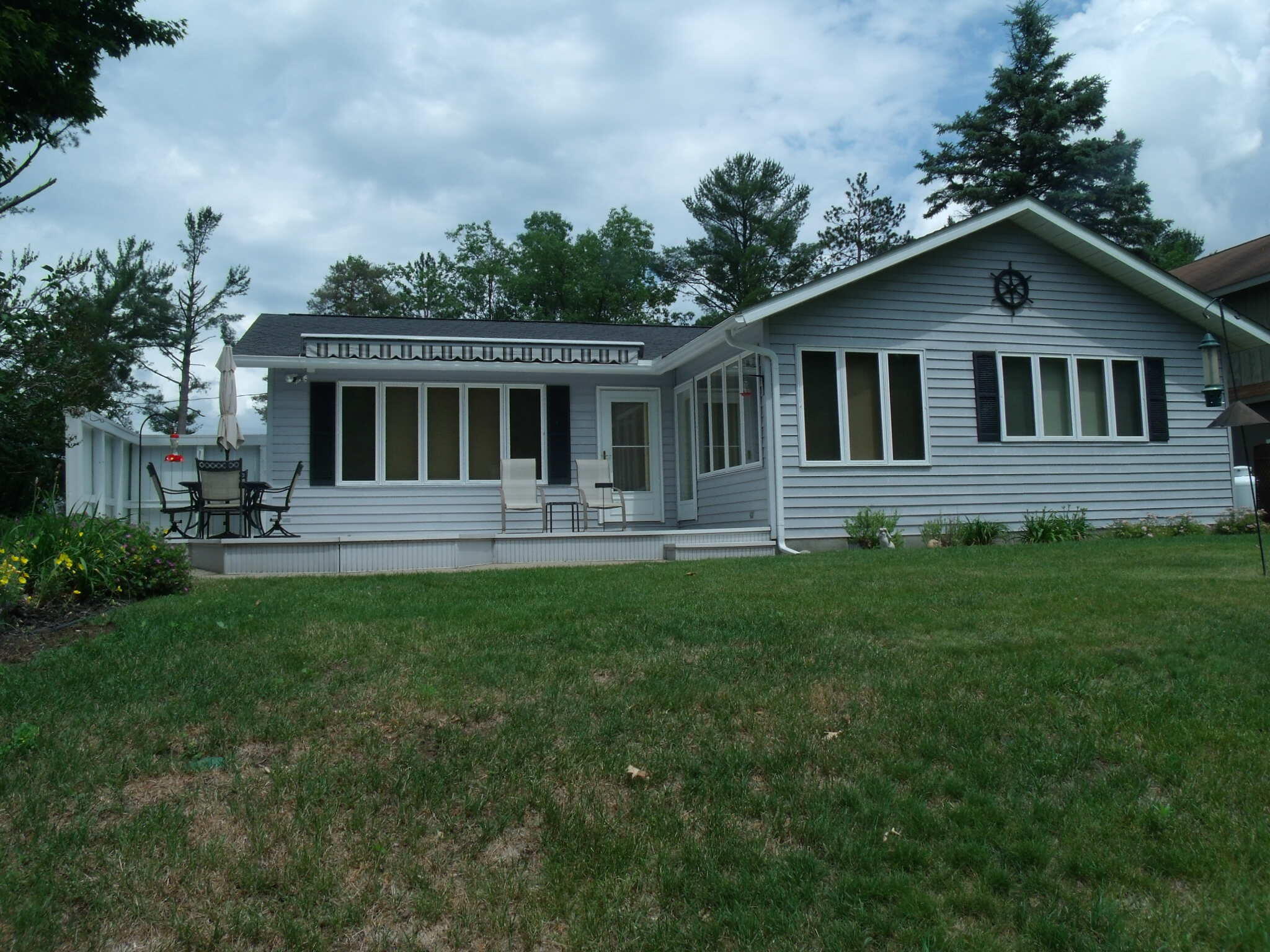 Indian River, Michigan 49749, United States, 2 Bedrooms Bedrooms, ,2 BathroomsBathrooms,Residential,Active,162655