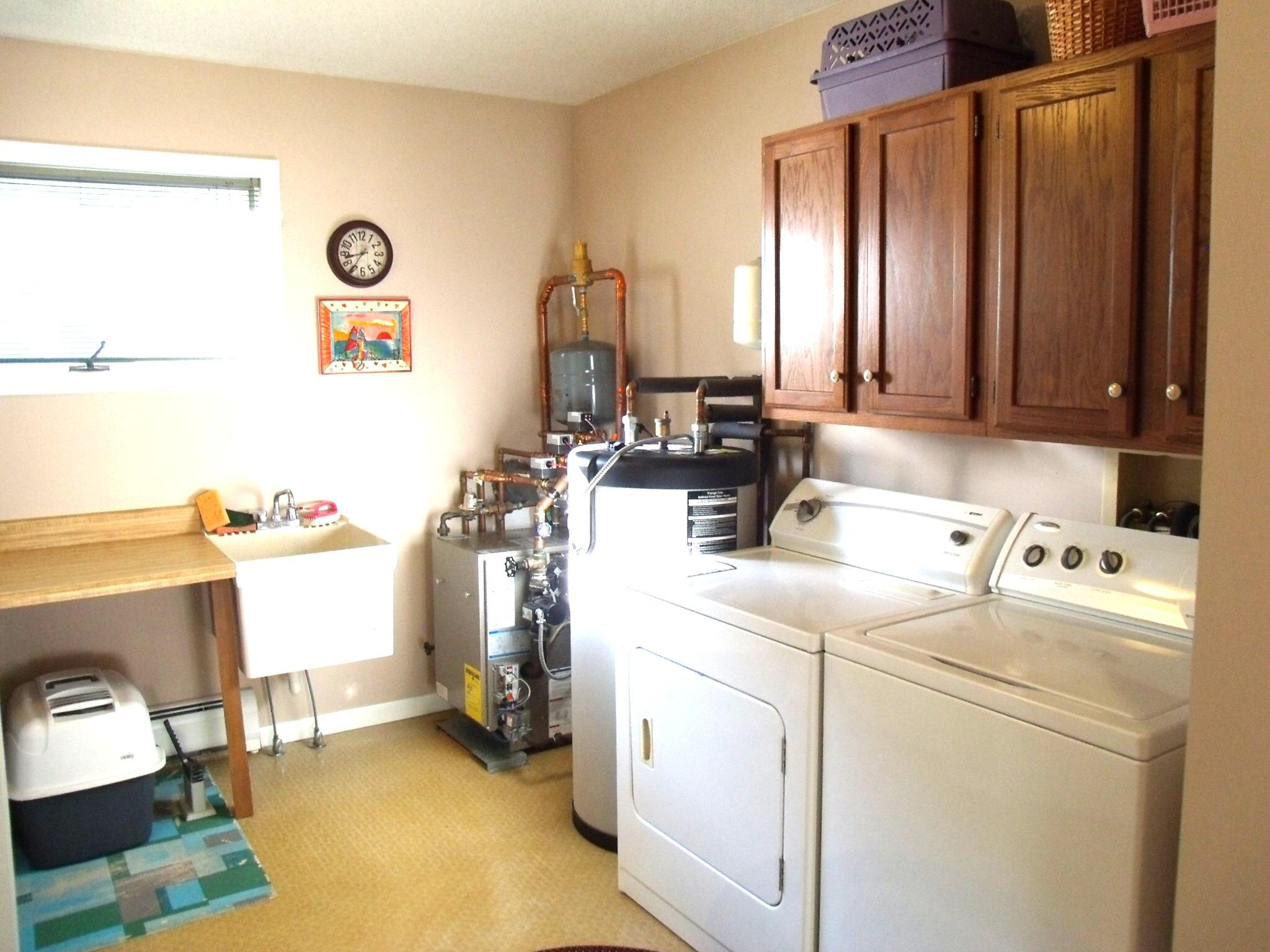 Indian River, Michigan 49749, United States, 2 Bedrooms Bedrooms, ,2 BathroomsBathrooms,Residential,Active,162655