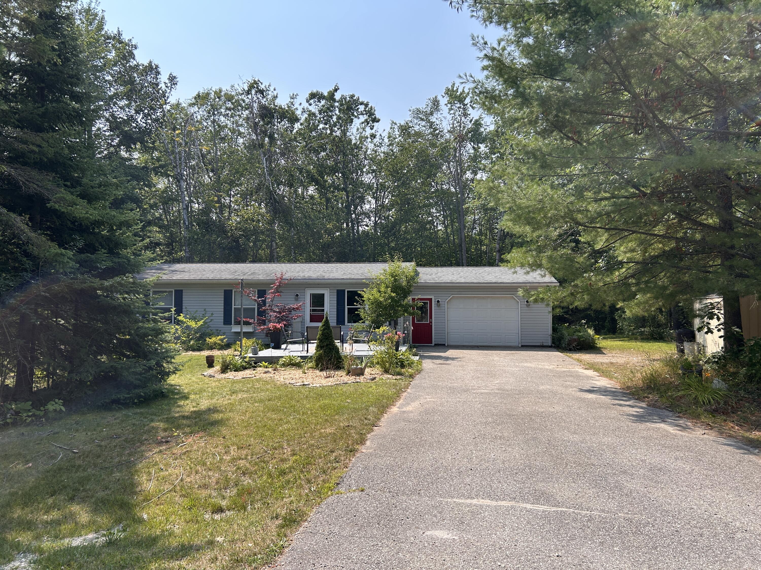 Photo 1 of 40 — 14281 Larchway Court, Cheboygan, MI 49721