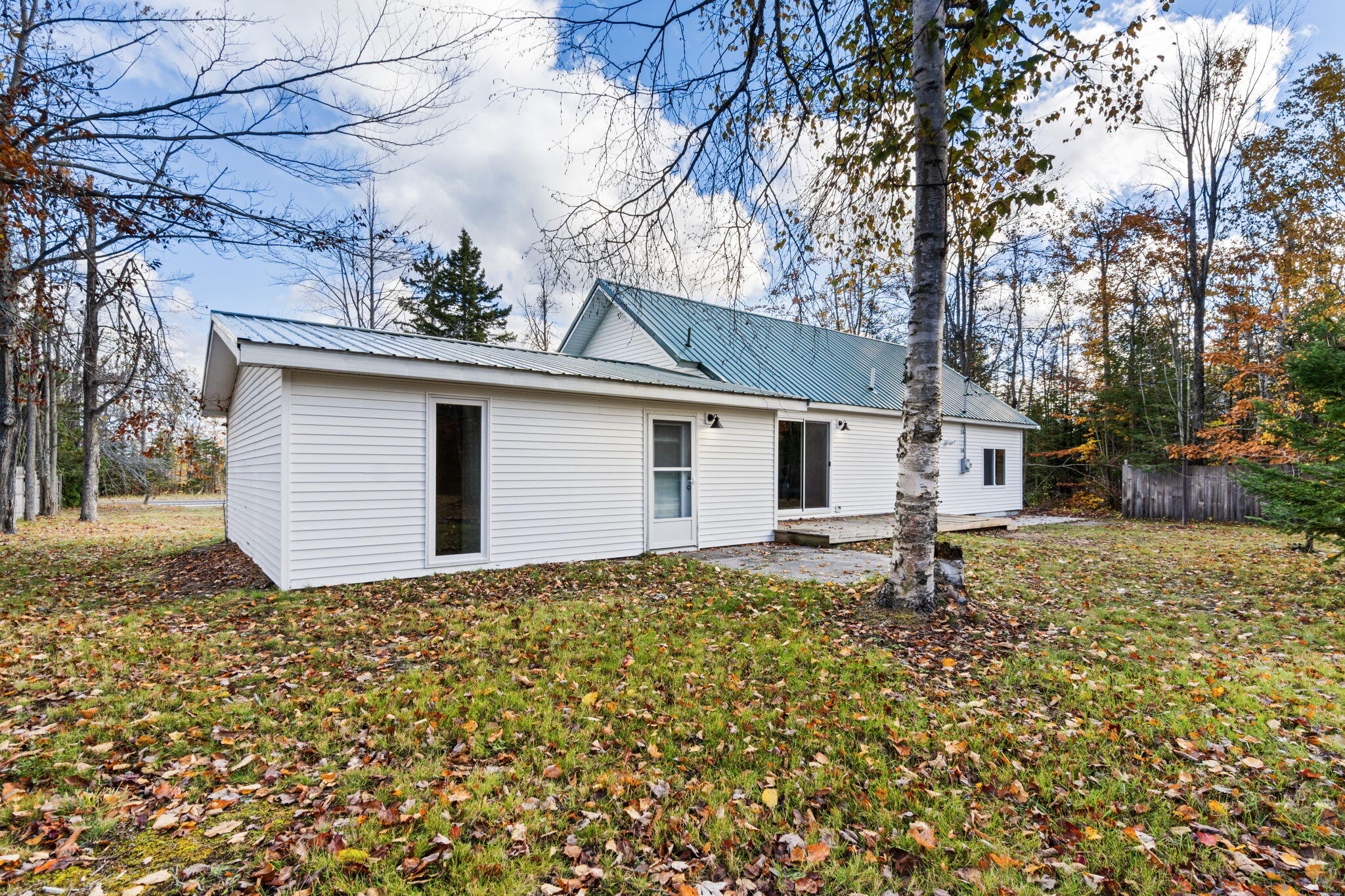 Cheboygan, Michigan 49721, United States, 3 Bedrooms Bedrooms, ,2 BathroomsBathrooms,Residential,Active,234870