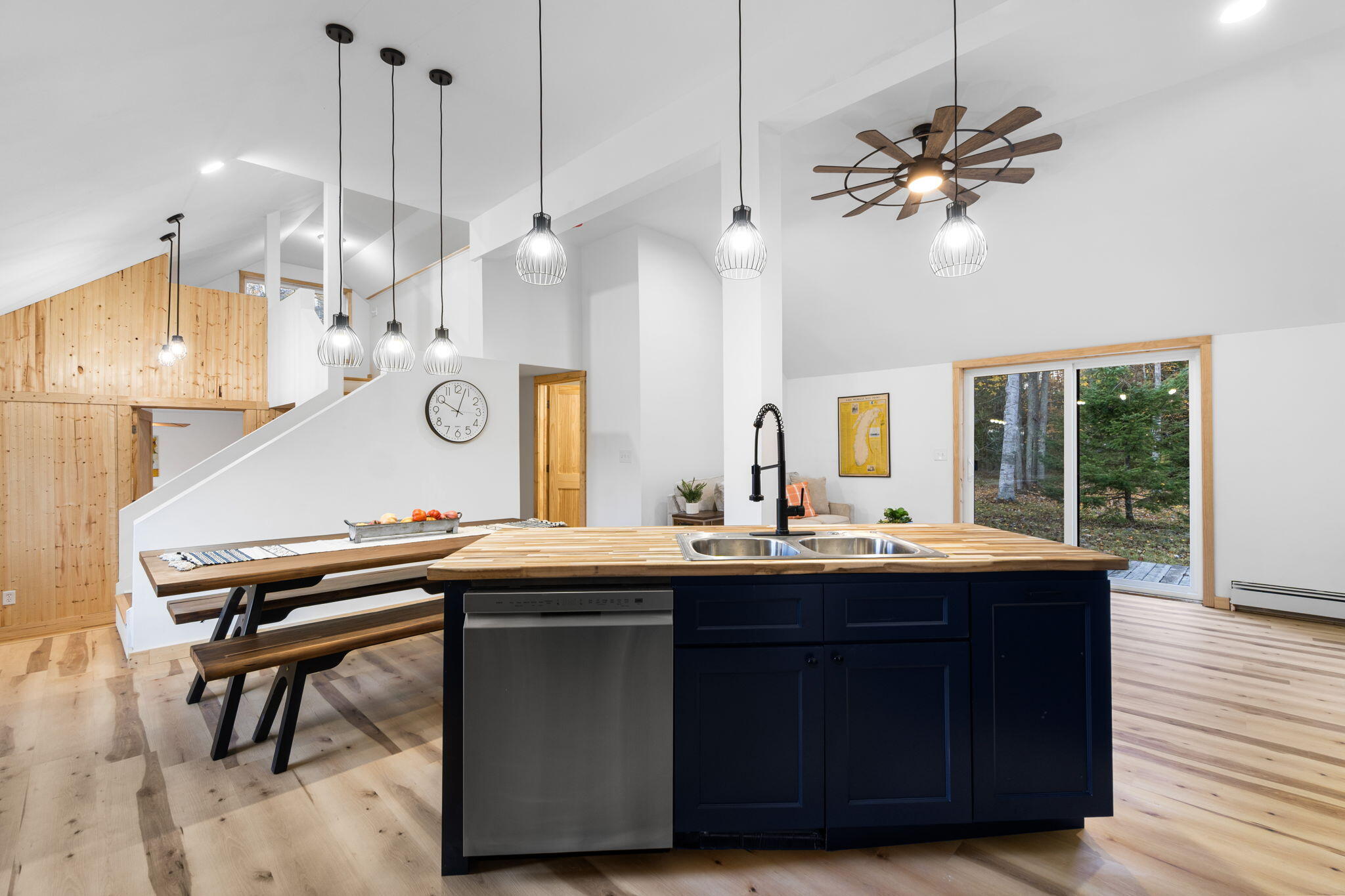 Cheboygan, Michigan 49721, United States, 3 Bedrooms Bedrooms, ,2 BathroomsBathrooms,Residential,Active,234870