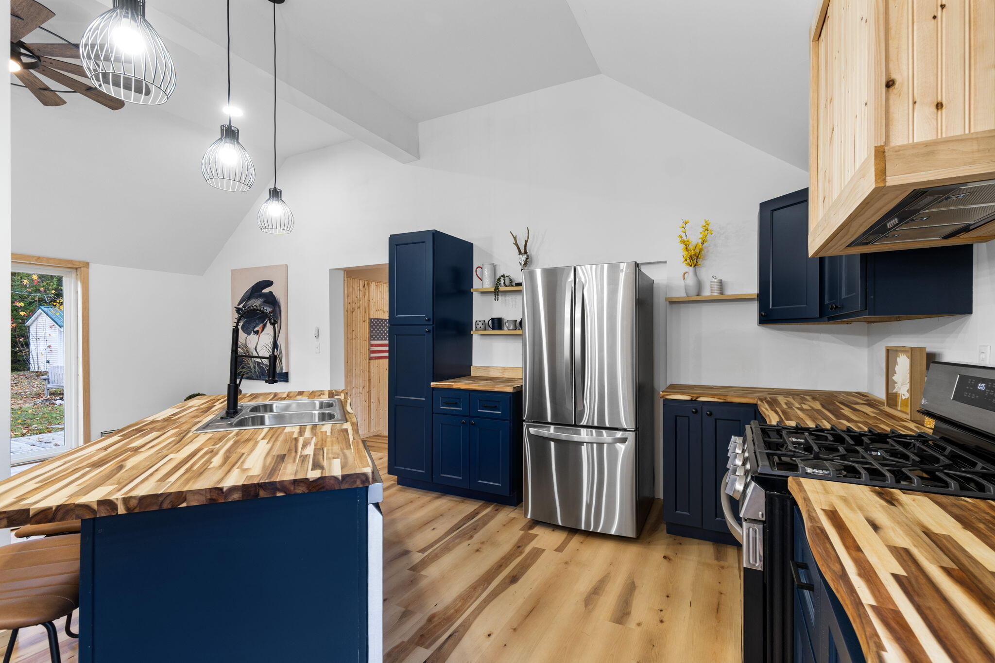 Cheboygan, Michigan 49721, United States, 3 Bedrooms Bedrooms, ,2 BathroomsBathrooms,Residential,Active,234870