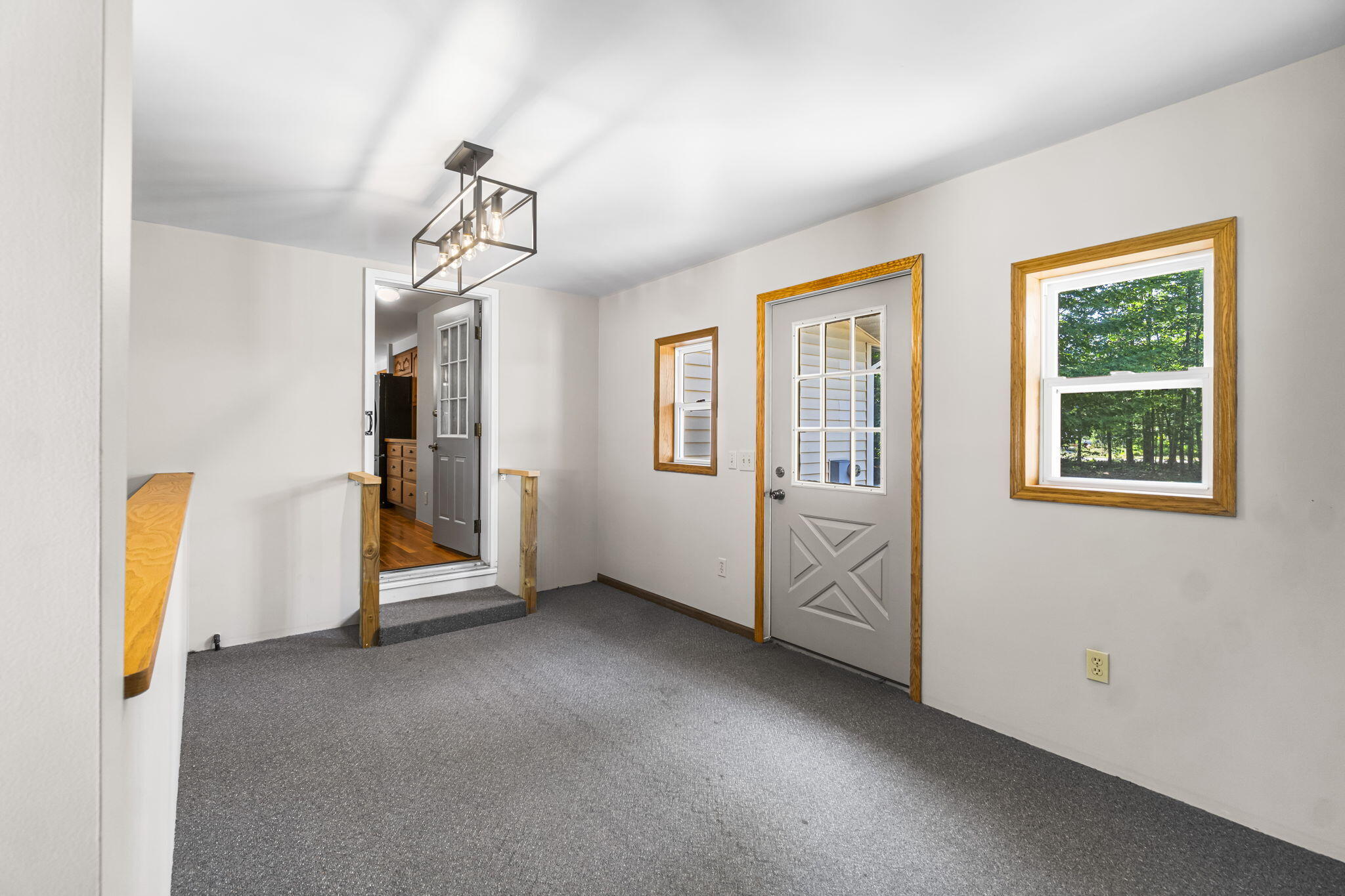 Cheboygan, Michigan 49721, United States, 3 Bedrooms Bedrooms, ,2 BathroomsBathrooms,Residential,Pending,189461