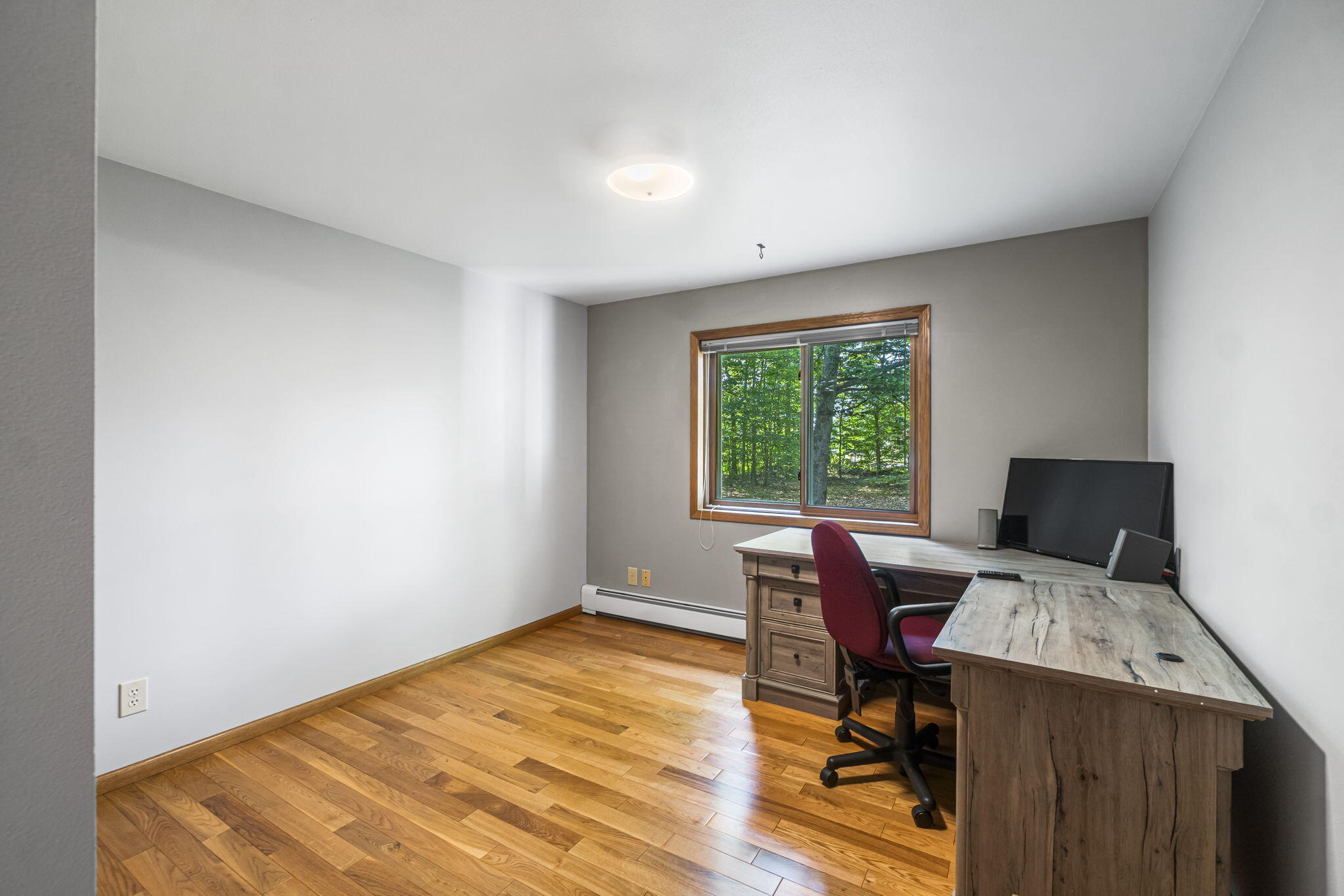 Cheboygan, Michigan 49721, United States, 3 Bedrooms Bedrooms, ,2 BathroomsBathrooms,Residential,Pending,189461