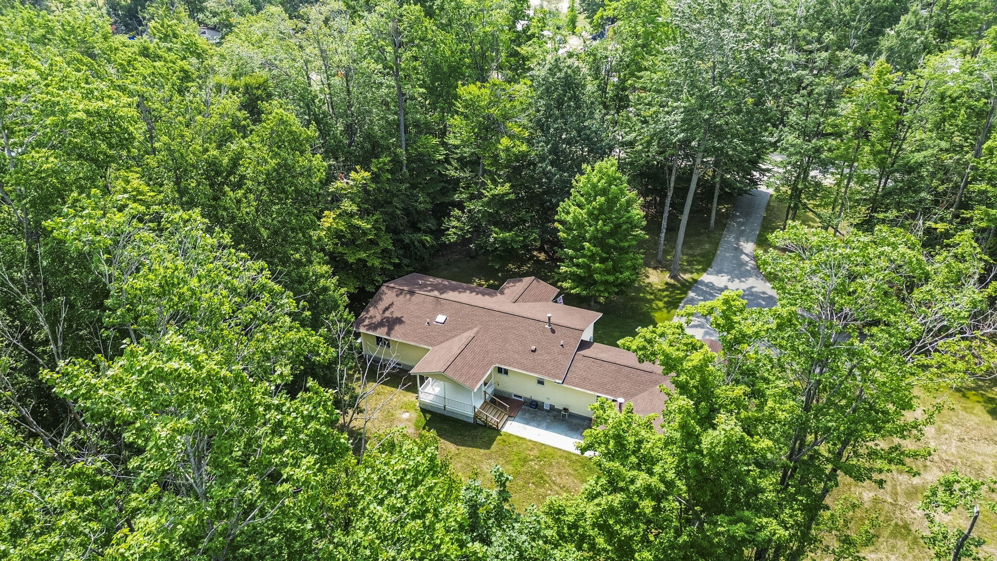 Cheboygan, Michigan 49721, United States, 3 Bedrooms Bedrooms, ,2 BathroomsBathrooms,Residential,Pending,189461