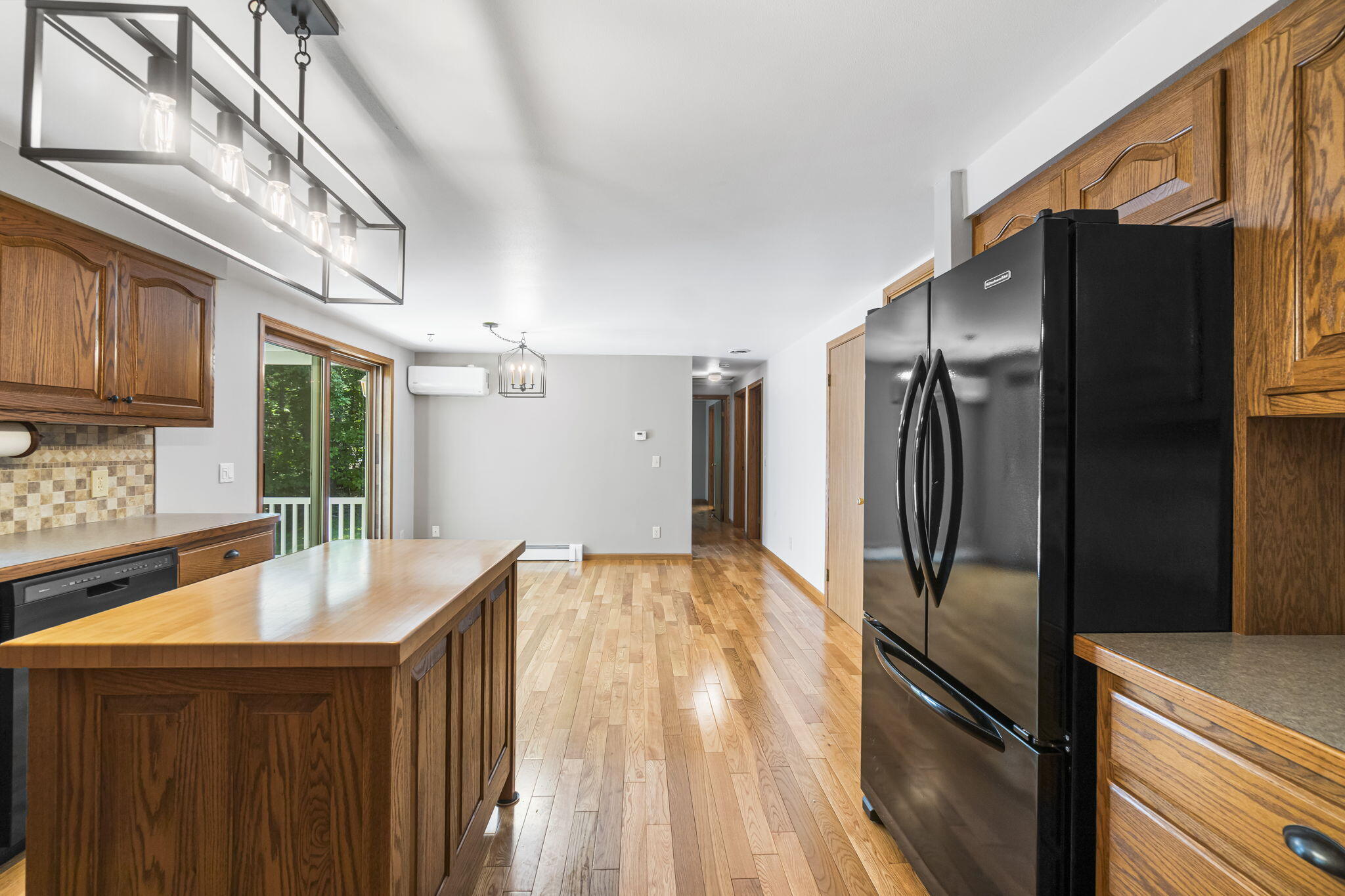 Cheboygan, Michigan 49721, United States, 3 Bedrooms Bedrooms, ,2 BathroomsBathrooms,Residential,Pending,189461