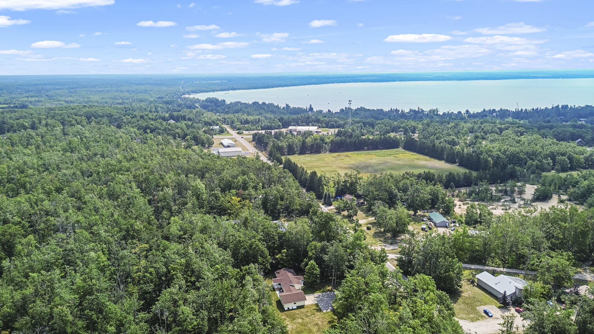 Cheboygan, Michigan 49721, United States, 3 Bedrooms Bedrooms, ,2 BathroomsBathrooms,Residential,Pending,189461