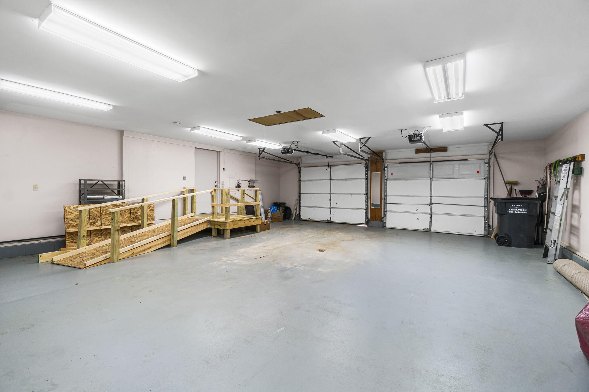 Cheboygan, Michigan 49721, United States, 3 Bedrooms Bedrooms, ,2 BathroomsBathrooms,Residential,Pending,189461