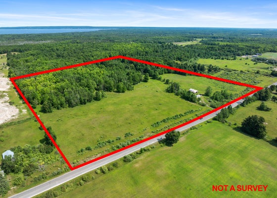 10695 HUTCHINSON HWY, ONAWAY, MI 49765 - Image d9d150b0cc97f739b6fe90082e89bb4d/3089428801