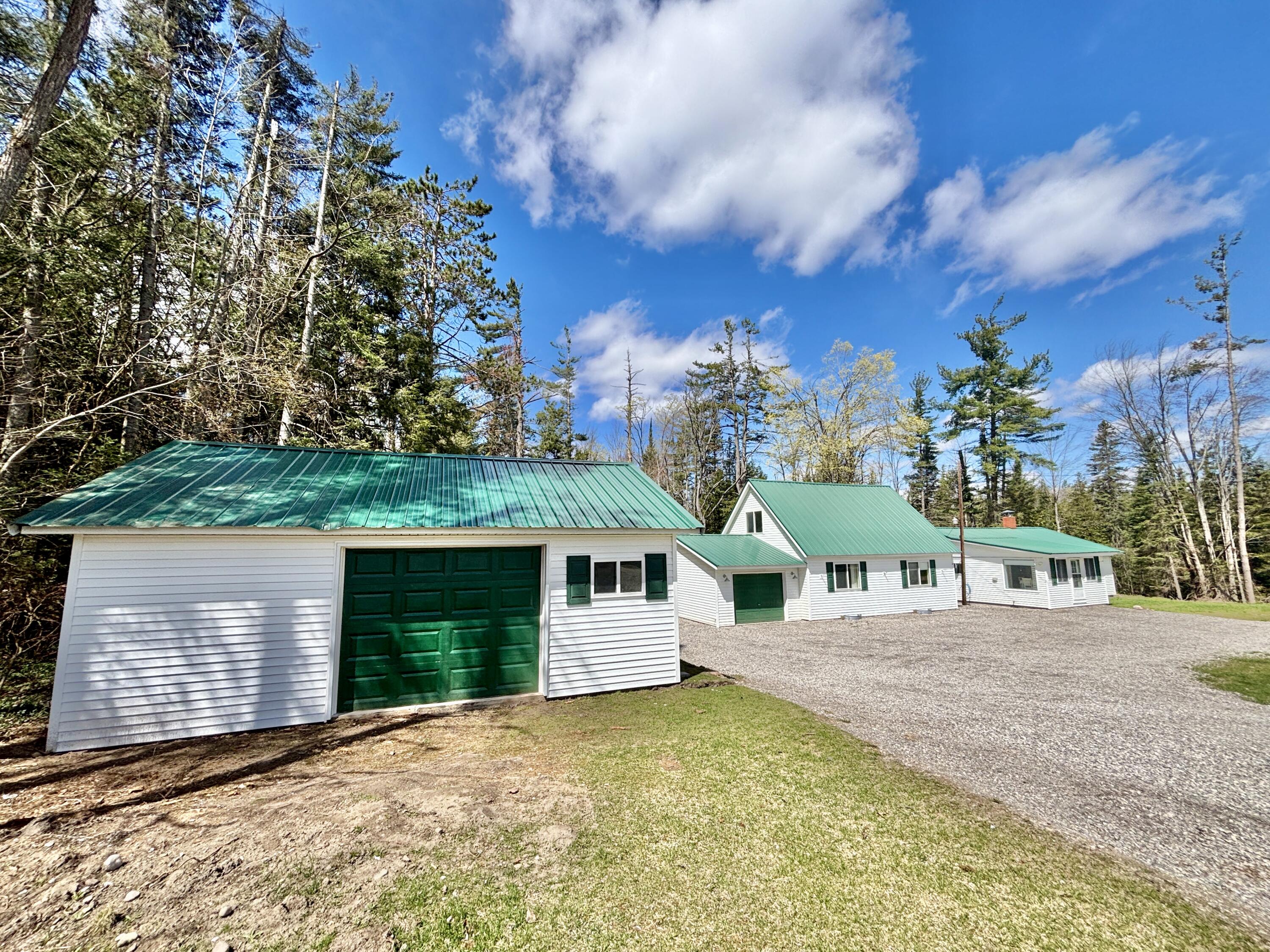 Properties Available 1 - 1 1065 N Abbe Road