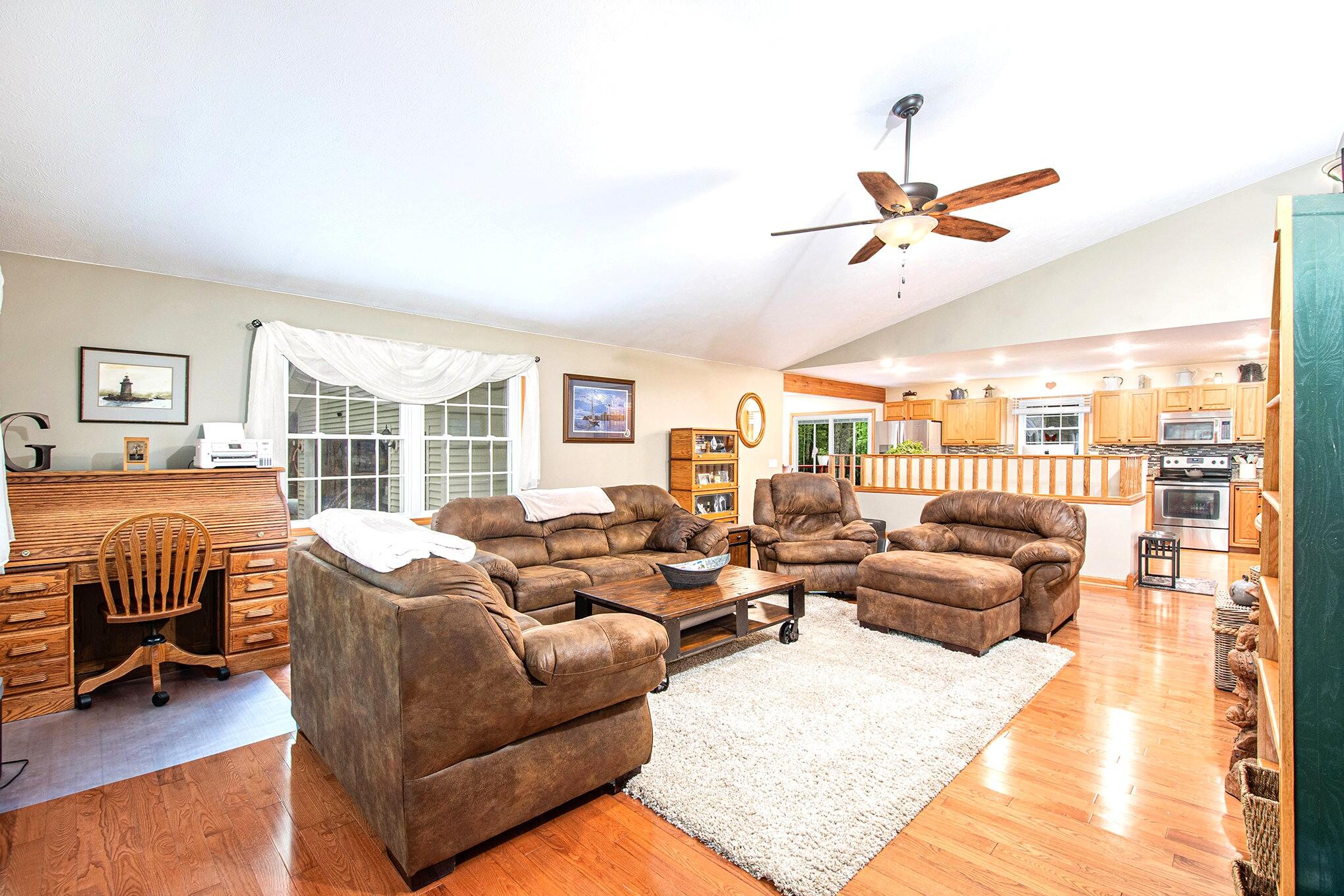 Indian River, Michigan 49749, United States, 4 Bedrooms Bedrooms, ,3 BathroomsBathrooms,Residential,Active,202039