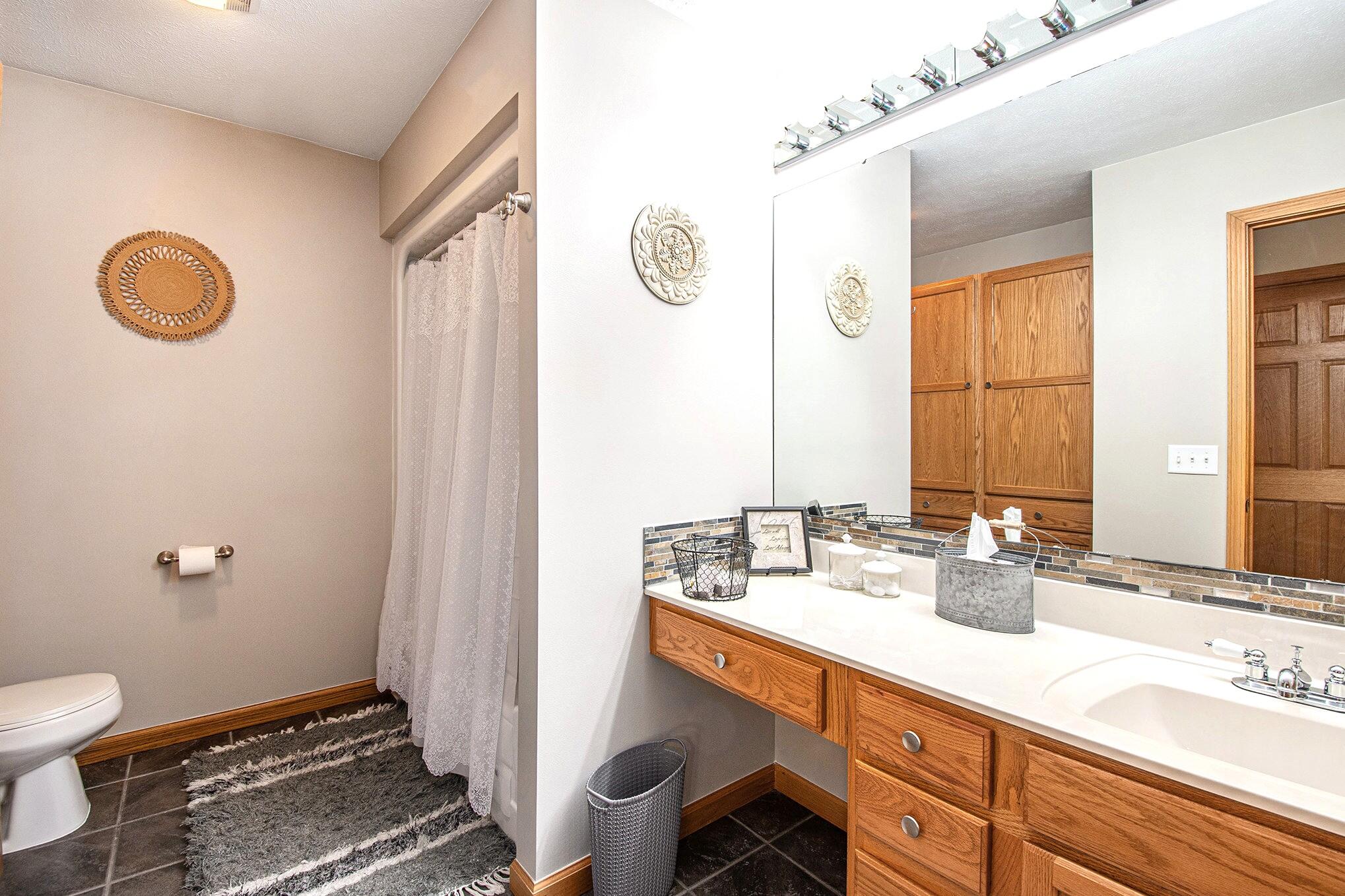 Indian River, Michigan 49749, United States, 4 Bedrooms Bedrooms, ,3 BathroomsBathrooms,Residential,Active,202039