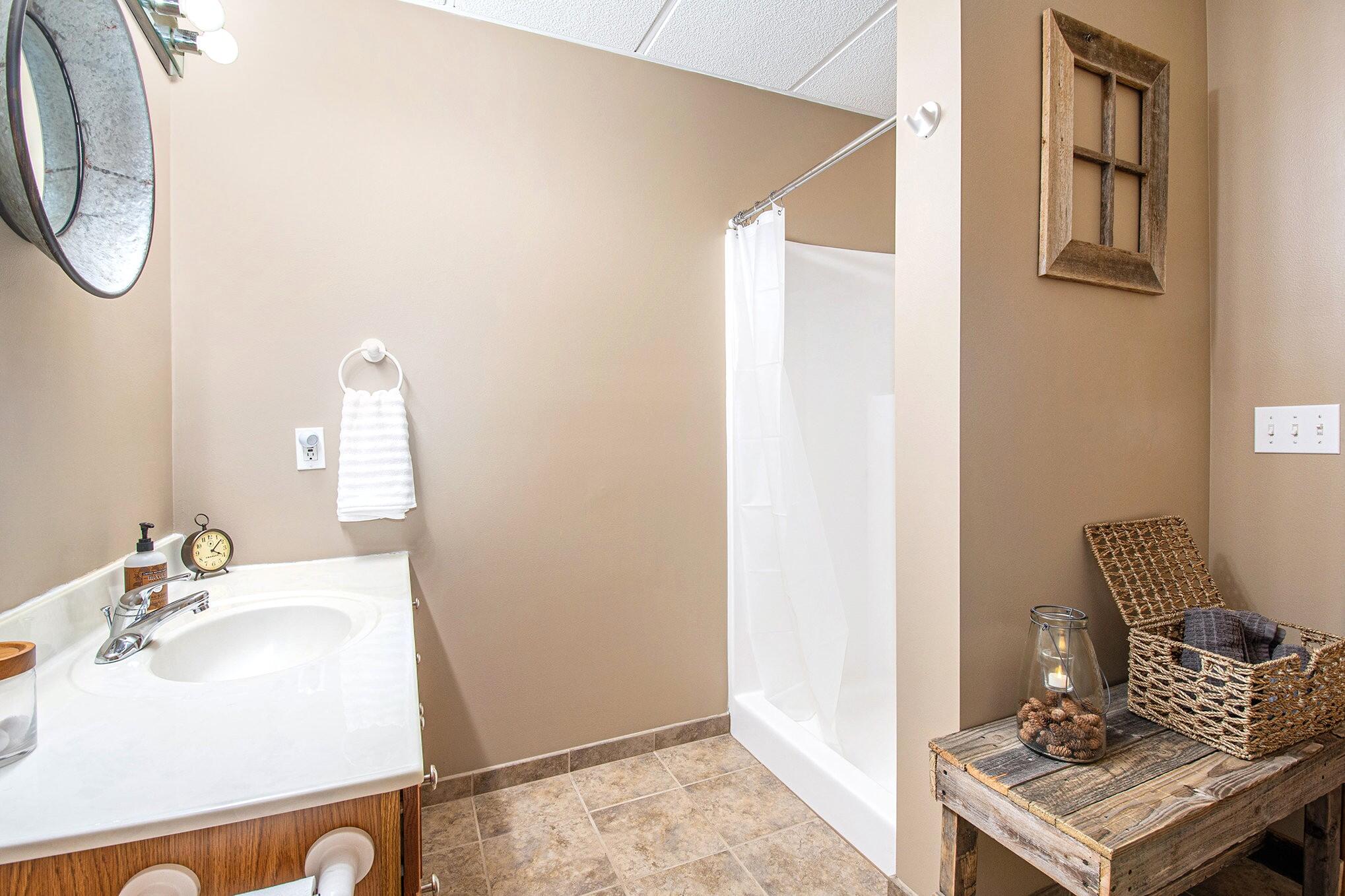 Indian River, Michigan 49749, United States, 4 Bedrooms Bedrooms, ,3 BathroomsBathrooms,Residential,Active,202039