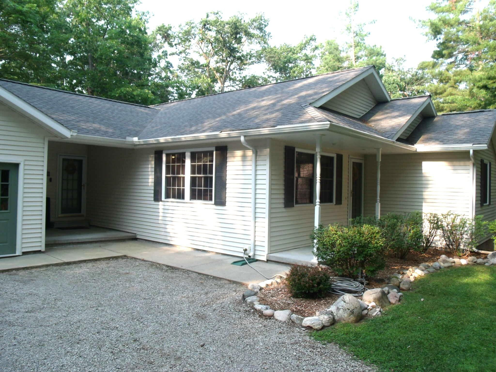 Indian River, Michigan 49749, United States, 4 Bedrooms Bedrooms, ,3 BathroomsBathrooms,Residential,Active,202039