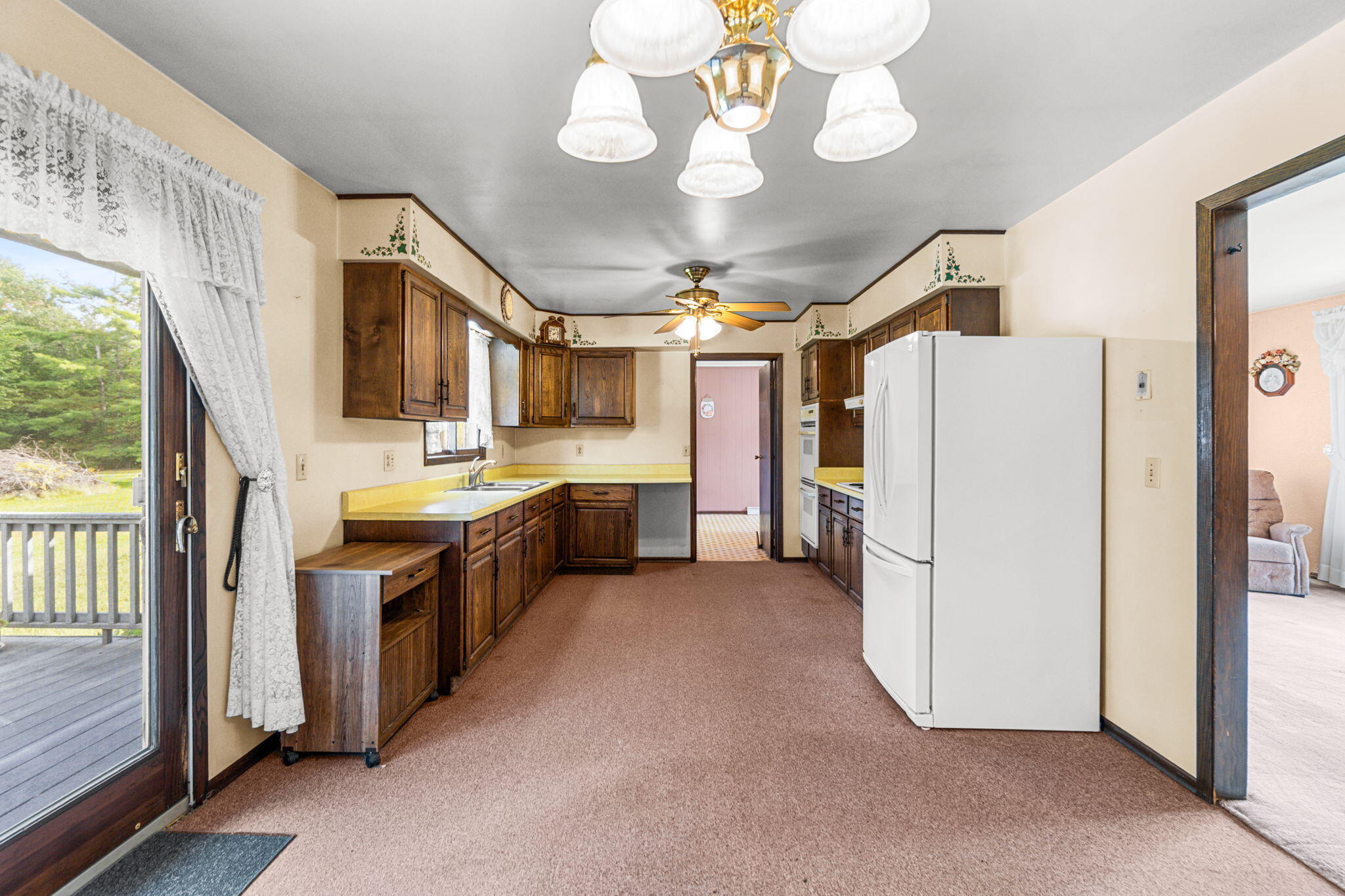 Cheboygan, Michigan 49721, United States, 4 Bedrooms Bedrooms, ,2 BathroomsBathrooms,Residential,Active,206686