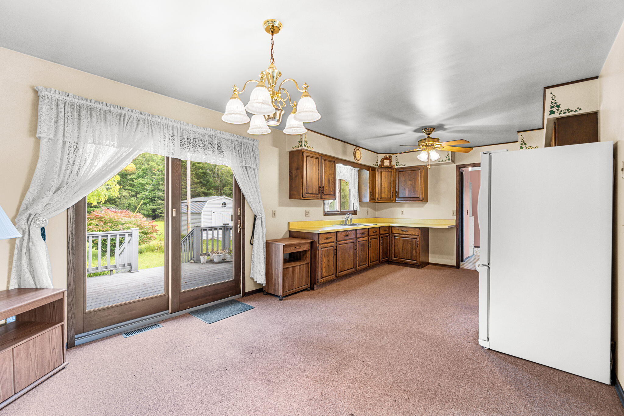 Cheboygan, Michigan 49721, United States, 4 Bedrooms Bedrooms, ,2 BathroomsBathrooms,Residential,Active,206686