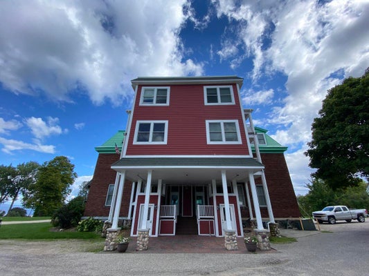 380 CHURCH ST, SAINT IGNACE, MI 49781 - Image fa62db5f8618d6a85212f1da8e6ccb6d/1008431062