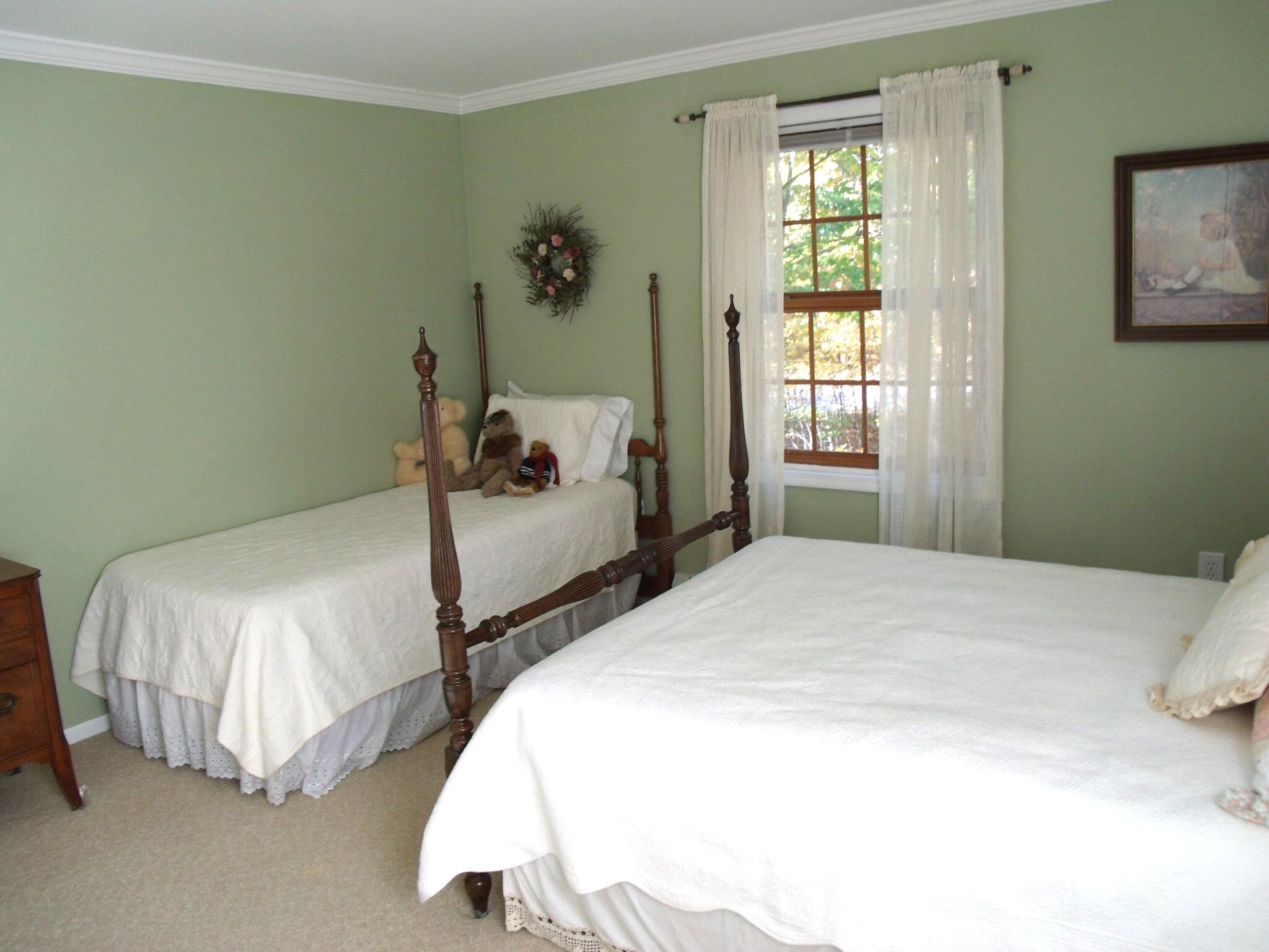 Indian River, Michigan 49749, United States, 3 Bedrooms Bedrooms, ,3 BathroomsBathrooms,Residential,Active,236813