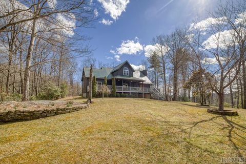223 Butterfly Hill Road, Lake Toxaway, NC 28747 - #: 103881