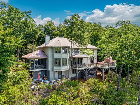 381 Toxaway Court, Lake Toxaway, NC 28747 - #: 103494