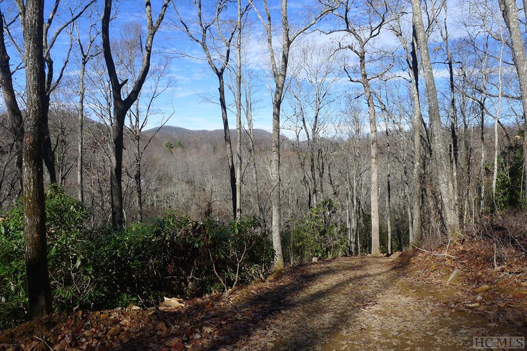 000 Walnut Gap Road