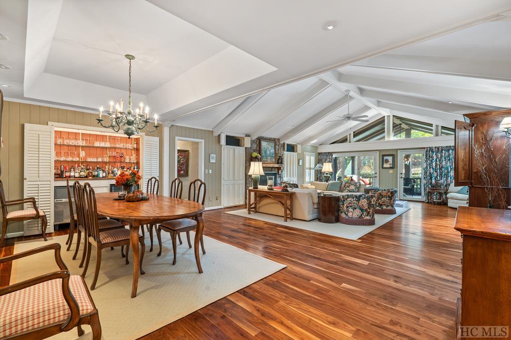1320 Cobb Road