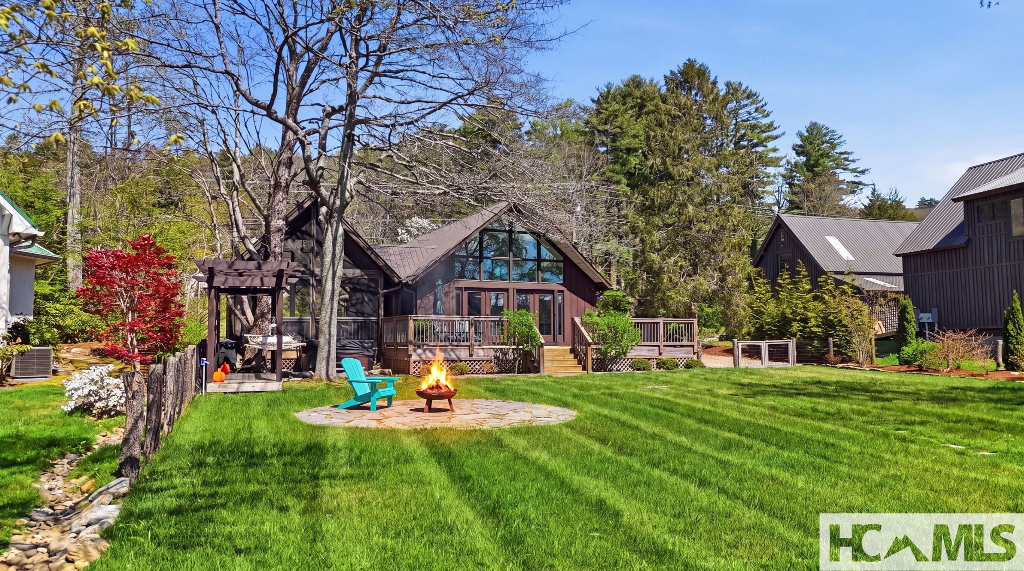 250 Valley Road