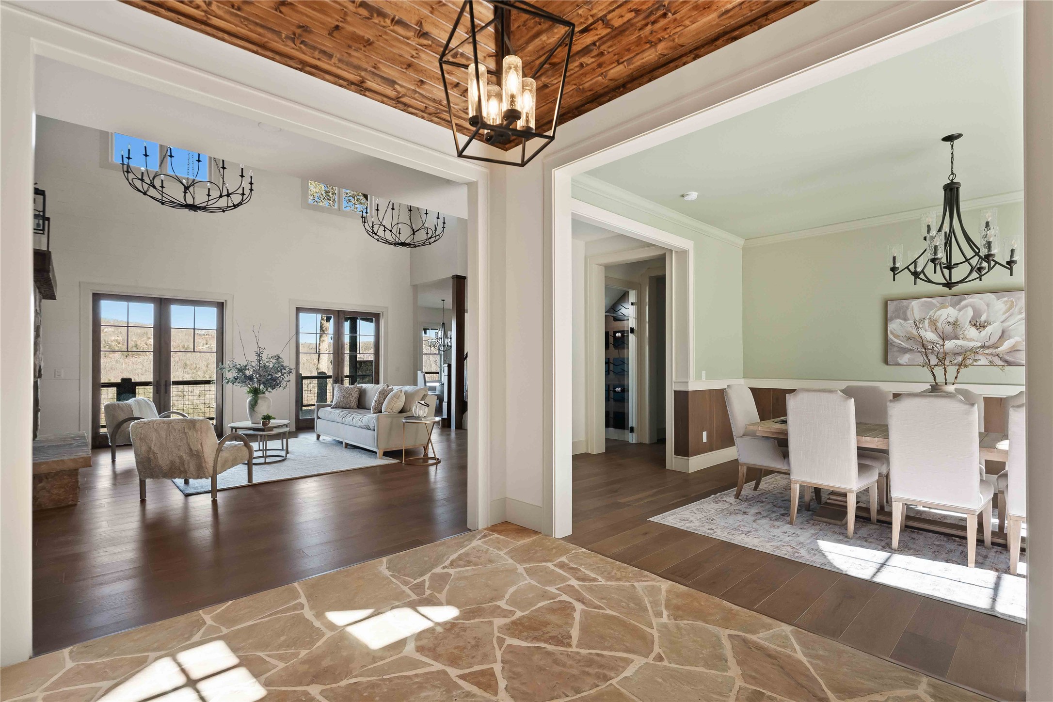 343 Ledgeview Road