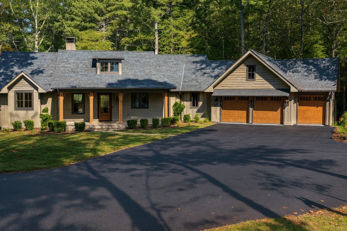 Cashiers, North Carolina 28717, United States, 5 Bedrooms Bedrooms, ,5 BathroomsBathrooms,Residential,Active,222897