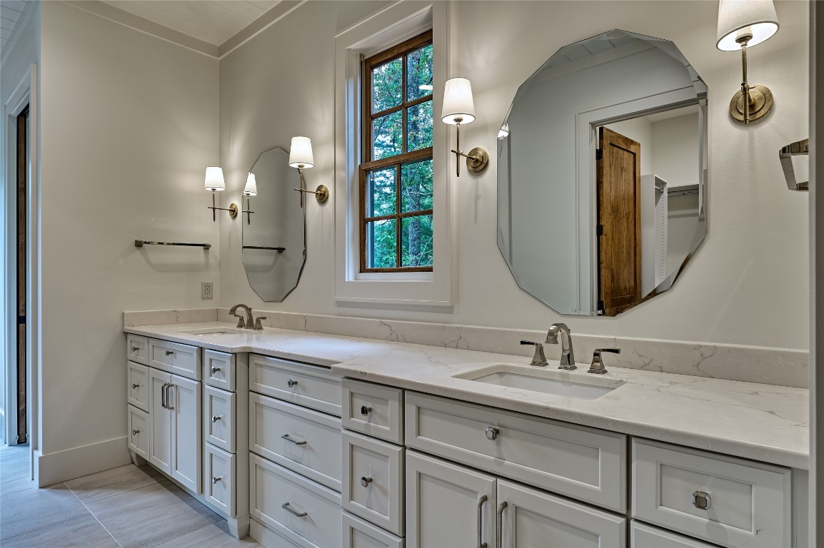 Cashiers, North Carolina 28717, United States, 5 Bedrooms Bedrooms, ,5 BathroomsBathrooms,Residential,Active,222897