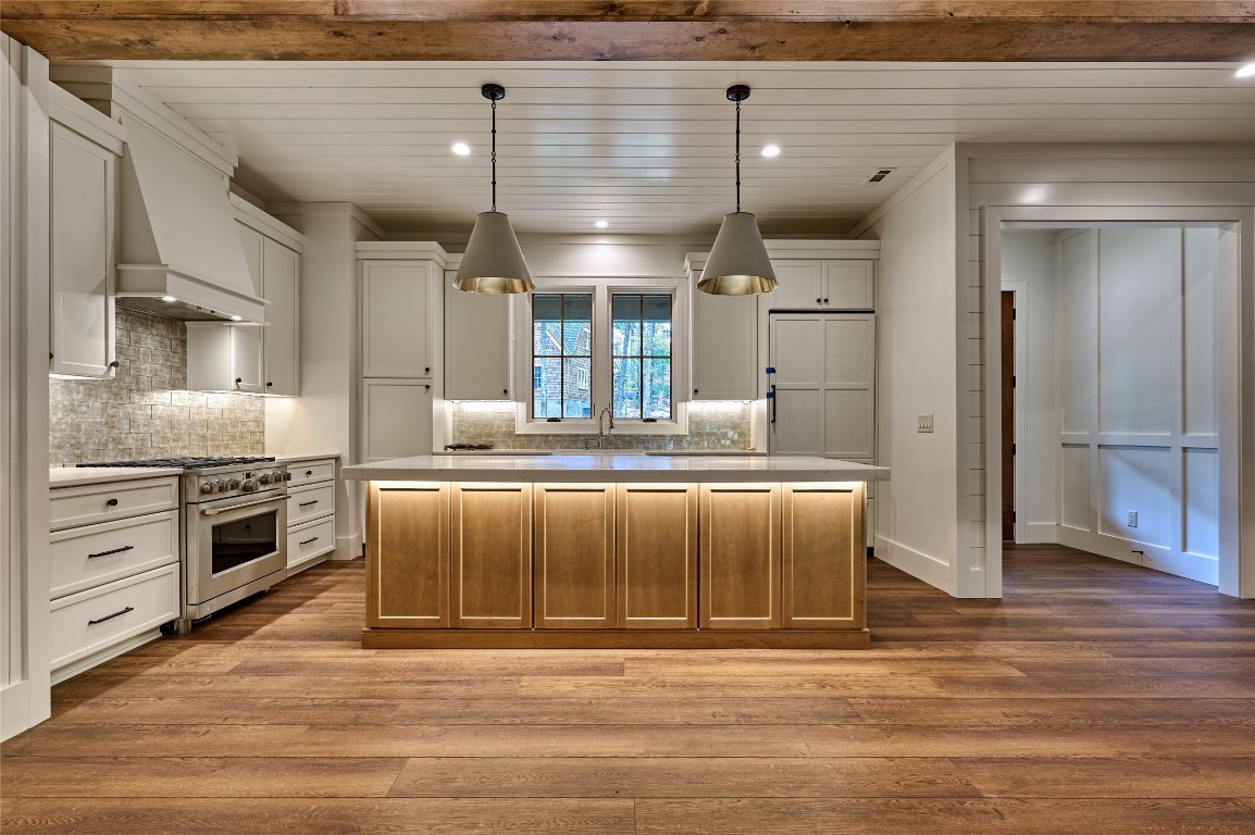 Cashiers, North Carolina 28717, United States, 5 Bedrooms Bedrooms, ,5 BathroomsBathrooms,Residential,Active,222897