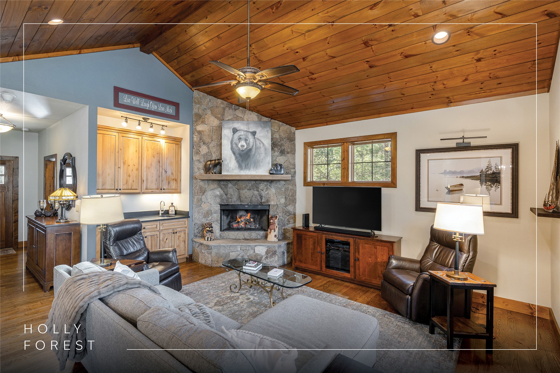 1455 Trays Island Road