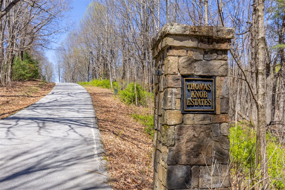 LOT 35 Thomas Knob Estates Road