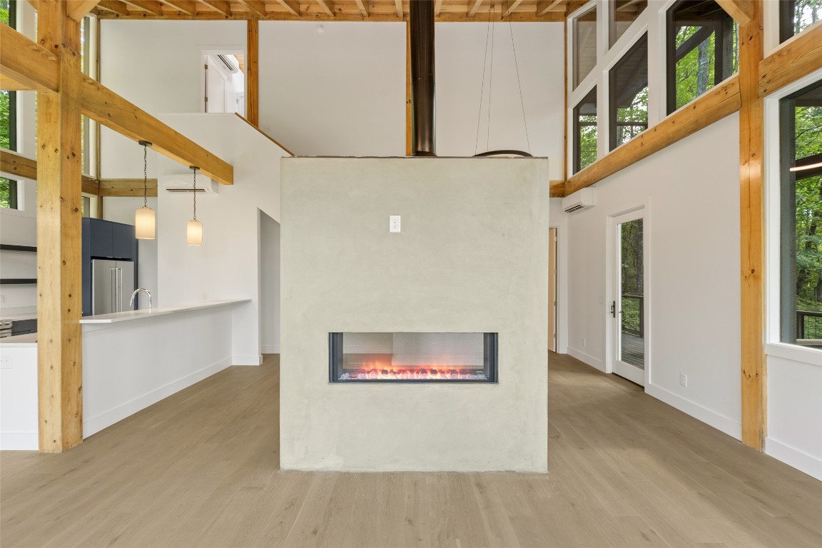 Scaly Mountain, North Carolina 28775, United States, 2 Bedrooms Bedrooms, ,2 BathroomsBathrooms,Residential,Active,172404