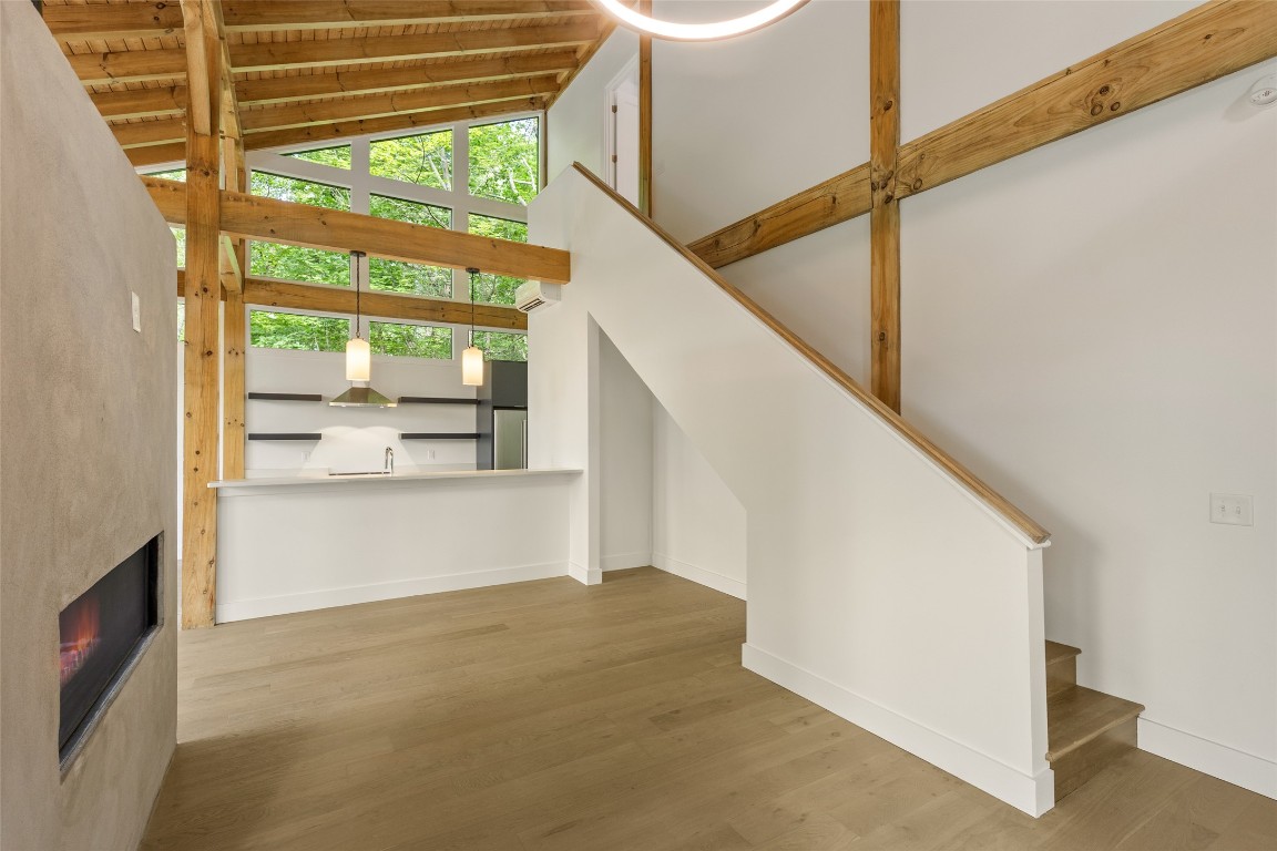 Scaly Mountain, North Carolina 28775, United States, 2 Bedrooms Bedrooms, ,2 BathroomsBathrooms,Residential,Active,172404