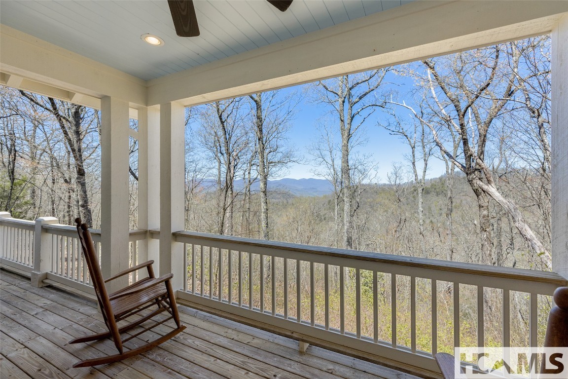 Scaly Mountain, North Carolina 28775, United States, 3 Bedrooms Bedrooms, ,4 BathroomsBathrooms,Residential,Active,160827