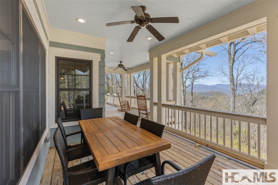 Scaly Mountain, North Carolina 28775, United States, 3 Bedrooms Bedrooms, ,4 BathroomsBathrooms,Residential,Active,160827