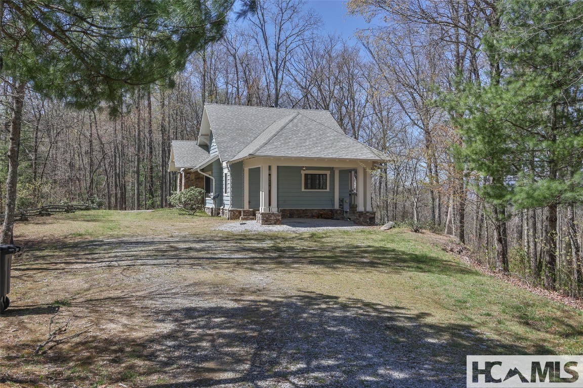 Scaly Mountain, North Carolina 28775, United States, 3 Bedrooms Bedrooms, ,4 BathroomsBathrooms,Residential,Active,160827