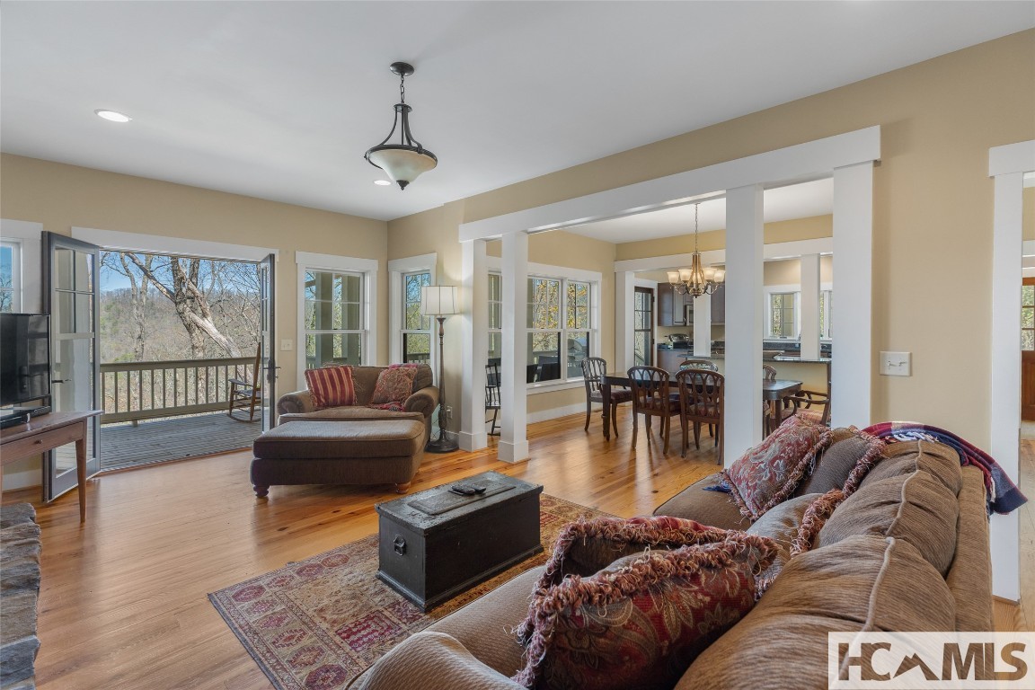 Scaly Mountain, North Carolina 28775, United States, 3 Bedrooms Bedrooms, ,4 BathroomsBathrooms,Residential,Active,160827