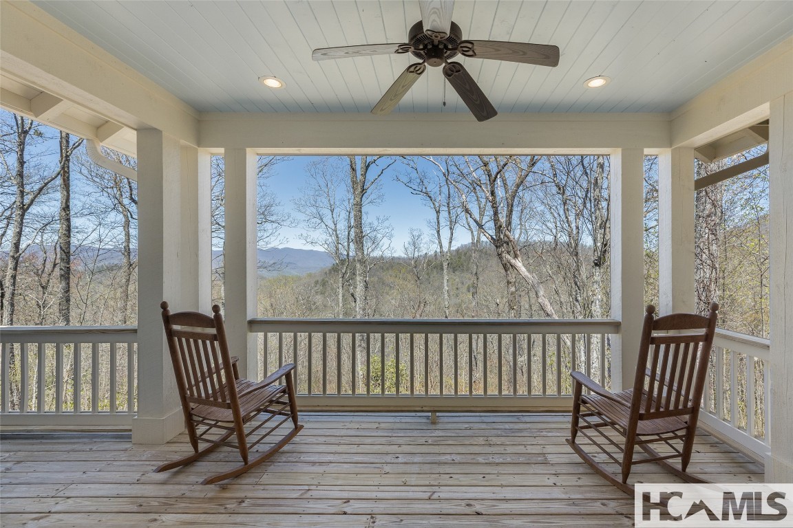 Scaly Mountain, North Carolina 28775, United States, 3 Bedrooms Bedrooms, ,4 BathroomsBathrooms,Residential,Active,160827