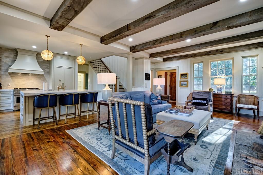 656 Big Bear Pen Road