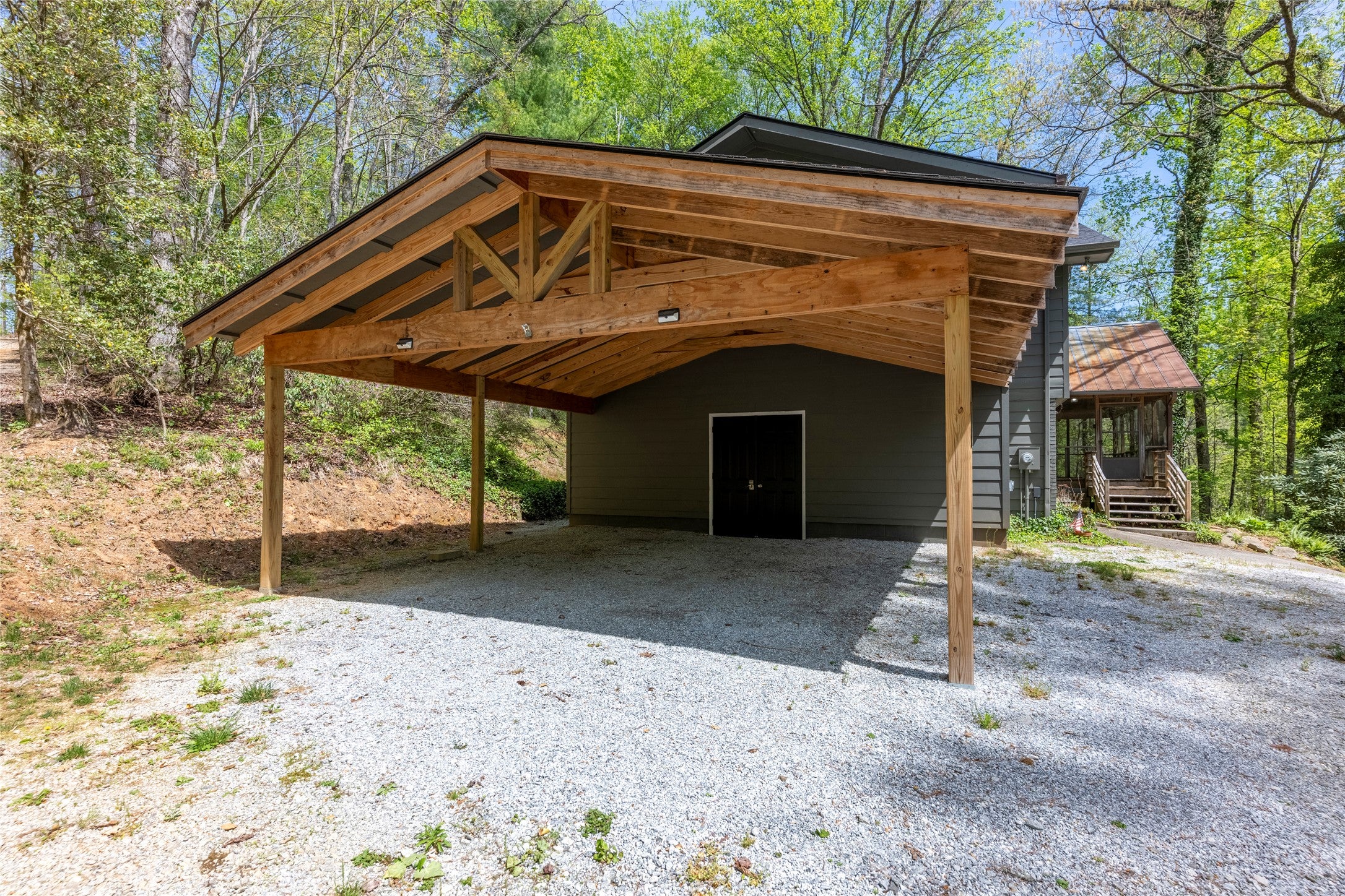 138 Stillwagon Lane