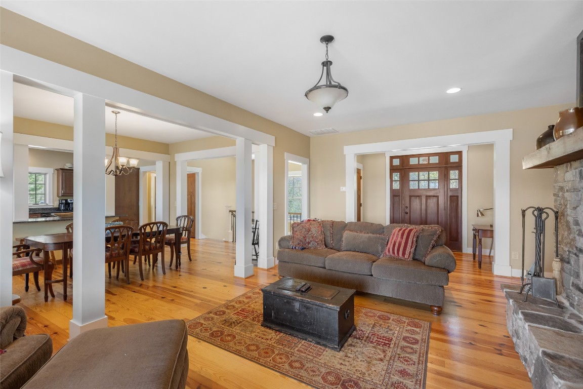 Scaly Mountain, North Carolina 28775, United States, 3 Bedrooms Bedrooms, ,4 BathroomsBathrooms,Residential,Active,111057