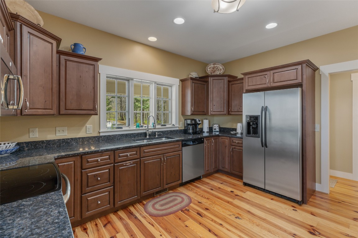 Scaly Mountain, North Carolina 28775, United States, 3 Bedrooms Bedrooms, ,4 BathroomsBathrooms,Residential,Active,111057