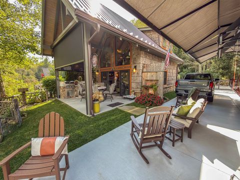 111 Wildflower Road Scaly Mountain NC 28775