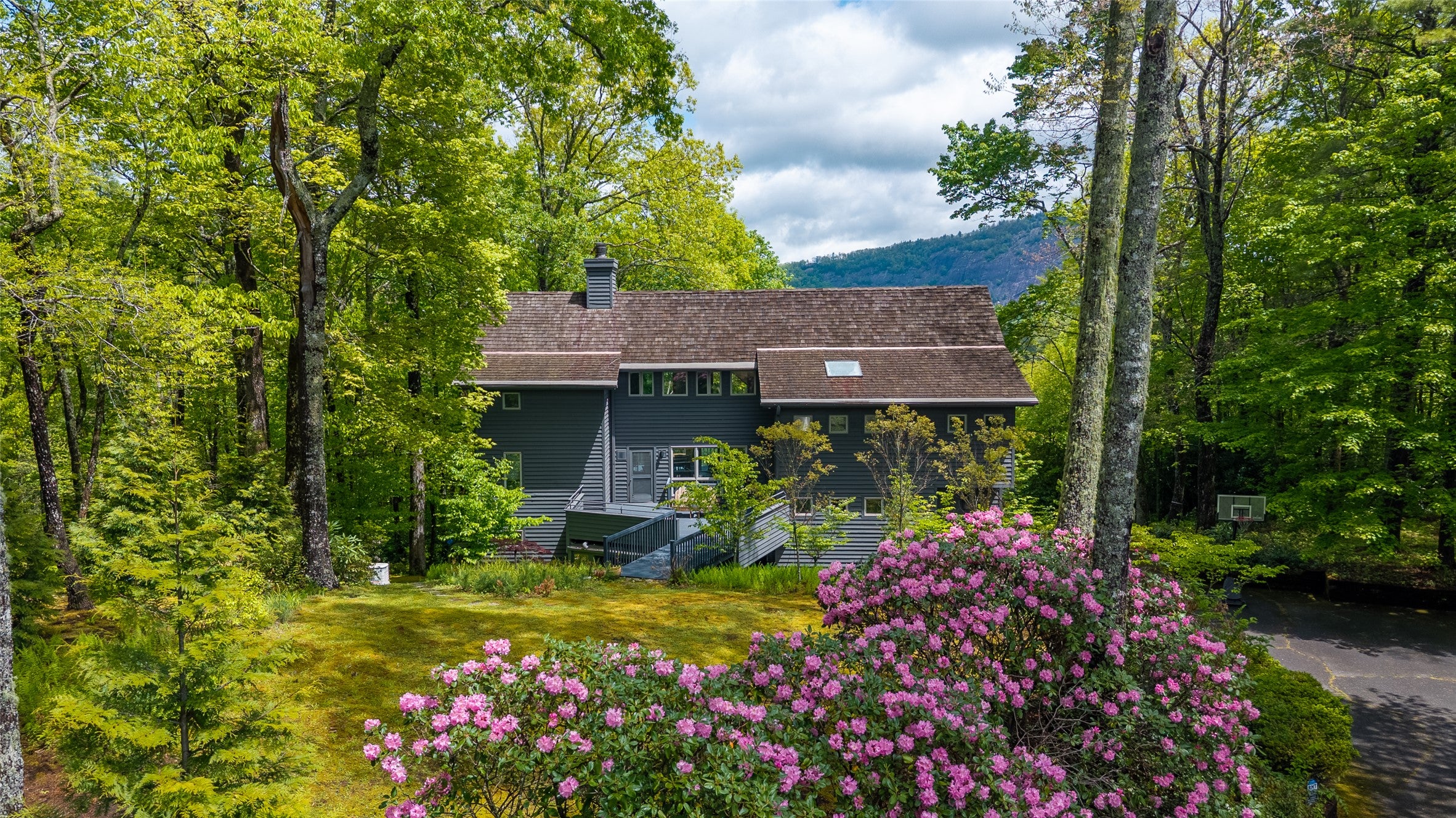 364 Gristmill Ridge