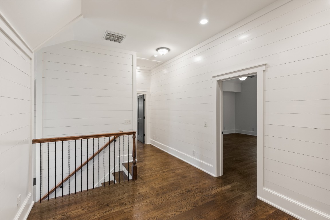 Highlands, North Carolina 28741, United States, 4 Bedrooms Bedrooms, ,5 BathroomsBathrooms,Residential,Active,221975